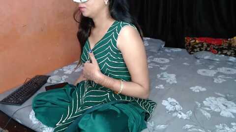 cute_indian_cpl @ stripchat on 20231106