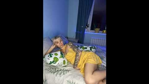 Media: hulklisandra Stripchat 2023-11-06 19:01:00