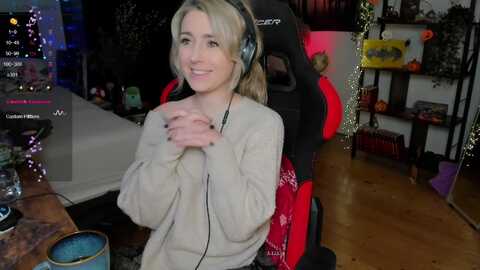 Media: lisaonthemoon Stripchat 2023-11-05 17:55:00