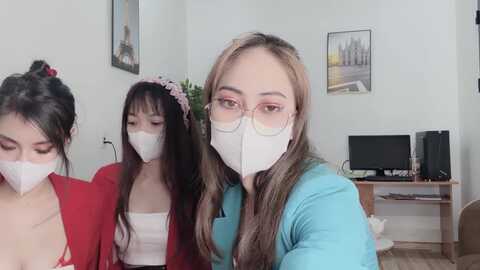 Media: mono_stewardesss Stripchat 2023-11-06 16:38:00