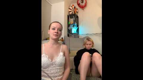 Media: radiants_two Stripchat 2023-11-06 03:28:00