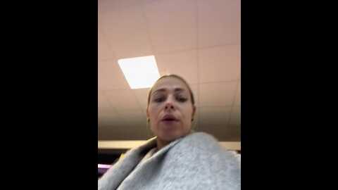 Media: streetdoll Stripchat 2023-11-06 15:18:00