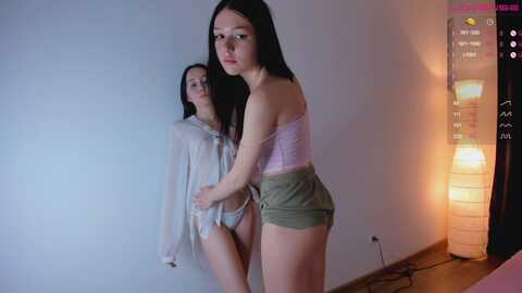Media: yasmincharlie Stripchat 2023-11-06 12:41:00
