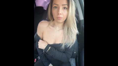 Media: cesaraa__ Stripchat 2023-11-07 06:12:00