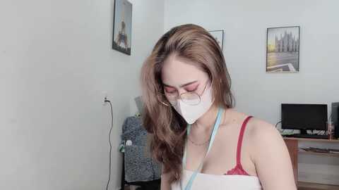 Media: mono_stewardesss Stripchat 2023-11-07 05:28:00