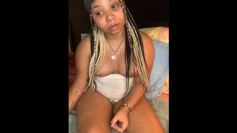 realqueeng4life @ stripchat on 20231107