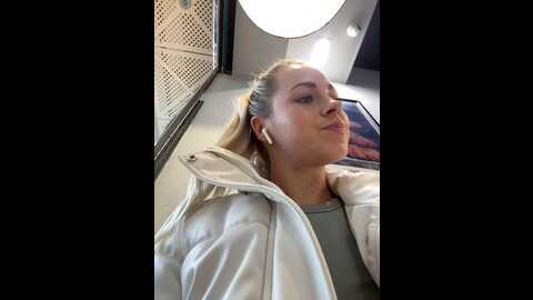 Media: streetdoll Stripchat 2023-11-07 14:56:00