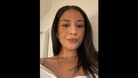 Media: yasmine_khalifa Stripchat 2023-11-07 06:06:00
