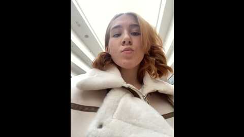 Media: emmarisky Stripchat 2023-11-08 04:56:00