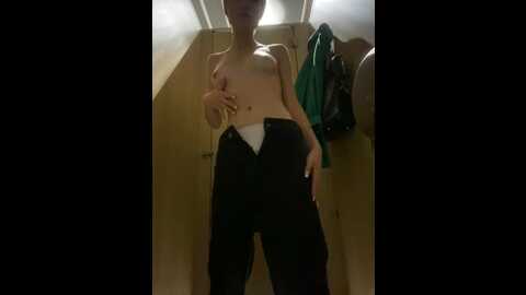 eva_corn @ stripchat on 20231108