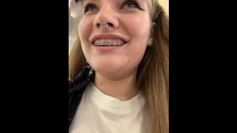 Media: holy_tereza Stripchat 2023-11-08 18:26:00