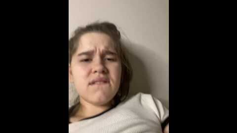 Media: hornygirlh Stripchat 2023-11-08 20:23:00