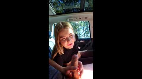 Media: larablond Stripchat 2023-11-08 12:12:00