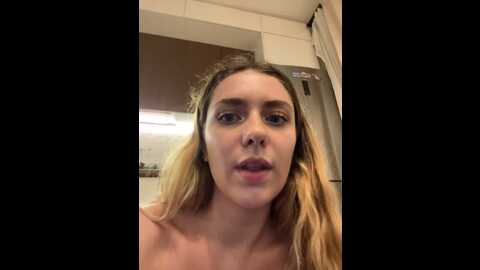 Media: mariid Stripchat 2023-11-08 18:48:00