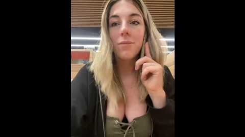 Media: mommmyyummy Stripchat 2023-11-08 11:47:00