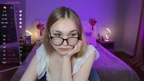 prettysilence @ stripchat on 20231108