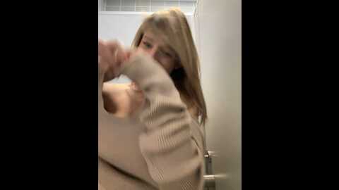 Media: _angelari_ Stripchat 2023-11-09 11:42:00