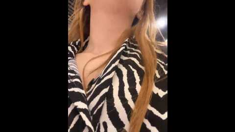 Media: ammyhot Stripchat 2023-11-09 07:52:00