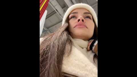 Media: angelinateller Stripchat 2023-11-09 10:00:00