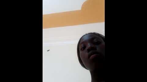 Media: holygrail001 Stripchat 2023-11-09 12:00:00