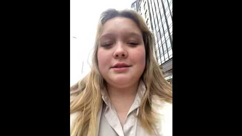 Media: sofiaadams Stripchat 2023-11-09 08:32:00