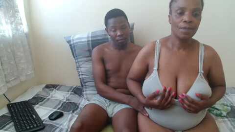 bigboobsmommaxx @ stripchat on 20231110