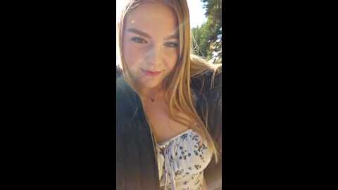 Media: larablond Stripchat 2023-11-10 09:58:00