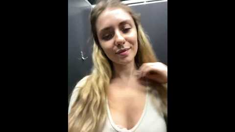 Media: mariid Stripchat 2023-11-10 09:56:00