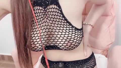 Media: mi_ke_520 Stripchat 2023-11-10 22:15:00