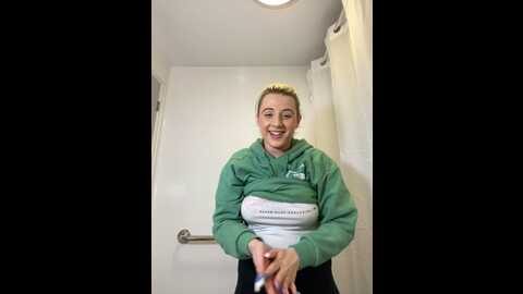 Media: strongqueen Stripchat 2023-11-09 22:15:00