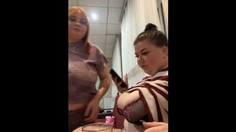 Media: sweetladyn Stripchat 2023-11-10 14:52:00