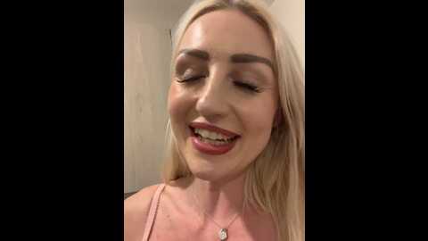 blondegal93 @ stripchat on 20231111