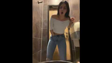 Media: dorideluxe66 Stripchat 2023-11-11 21:47:00