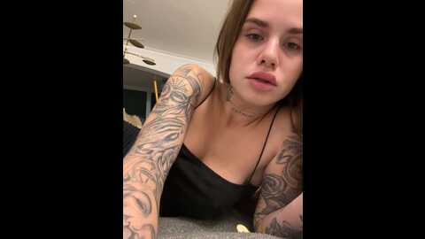 Media: emiliacatalina Stripchat 2023-11-11 05:27:00