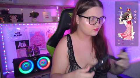 Media: emily_angel Stripchat 2023-11-11 14:48:00
