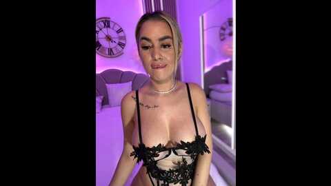 Media: kirstievegas Stripchat 2023-11-11 01:54:00