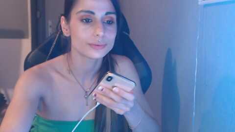 Media: sarahqueen001 Stripchat 2023-11-11 00:29:00