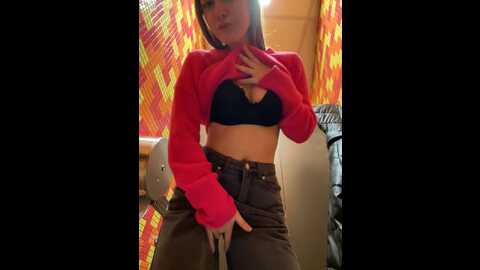 Media: snow_ma1den Stripchat 2023-11-11 16:48:00