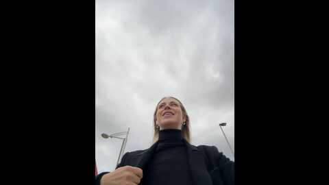 Media: streetdoll Stripchat 2023-11-11 15:56:00