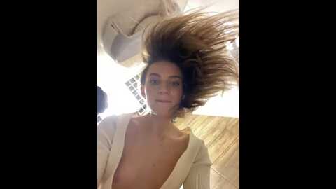 Media: _angelari_ Stripchat 2023-11-12 20:12:00