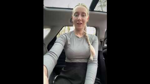 Media: cutieemy Stripchat 2023-11-12 13:36:00