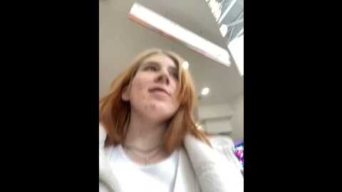 emmarisky @ stripchat on 20231112