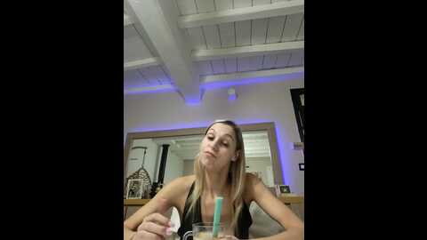 jennyy256 @ stripchat on 20231112