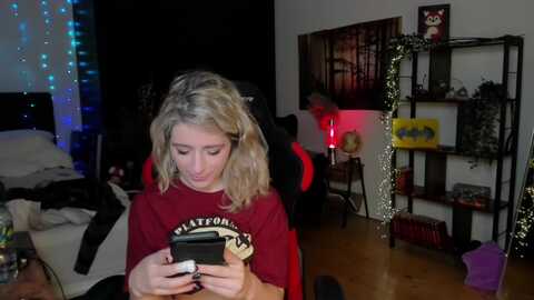 Media: lisaonthemoon Stripchat 2023-11-12 17:35:00