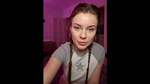 Media: maribelriver Stripchat 2023-11-12 17:32:00