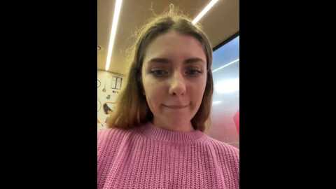 Media: mariid Stripchat 2023-11-12 12:56:00
