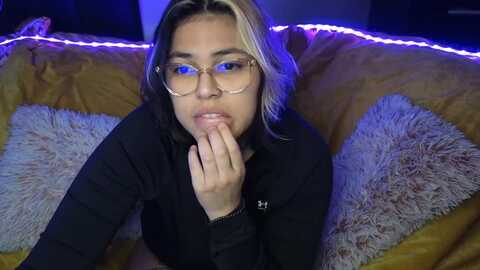 miacanela_xo @ stripchat on 20231112