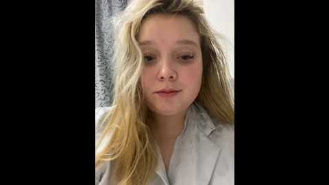 Media: sofiaadams Stripchat 2023-11-12 05:52:00