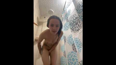 vanellope_petite @ stripchat on 20231112