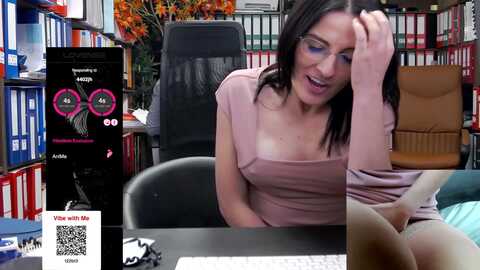 Media: classyladyrellax Stripchat 2023-11-13 14:30:00